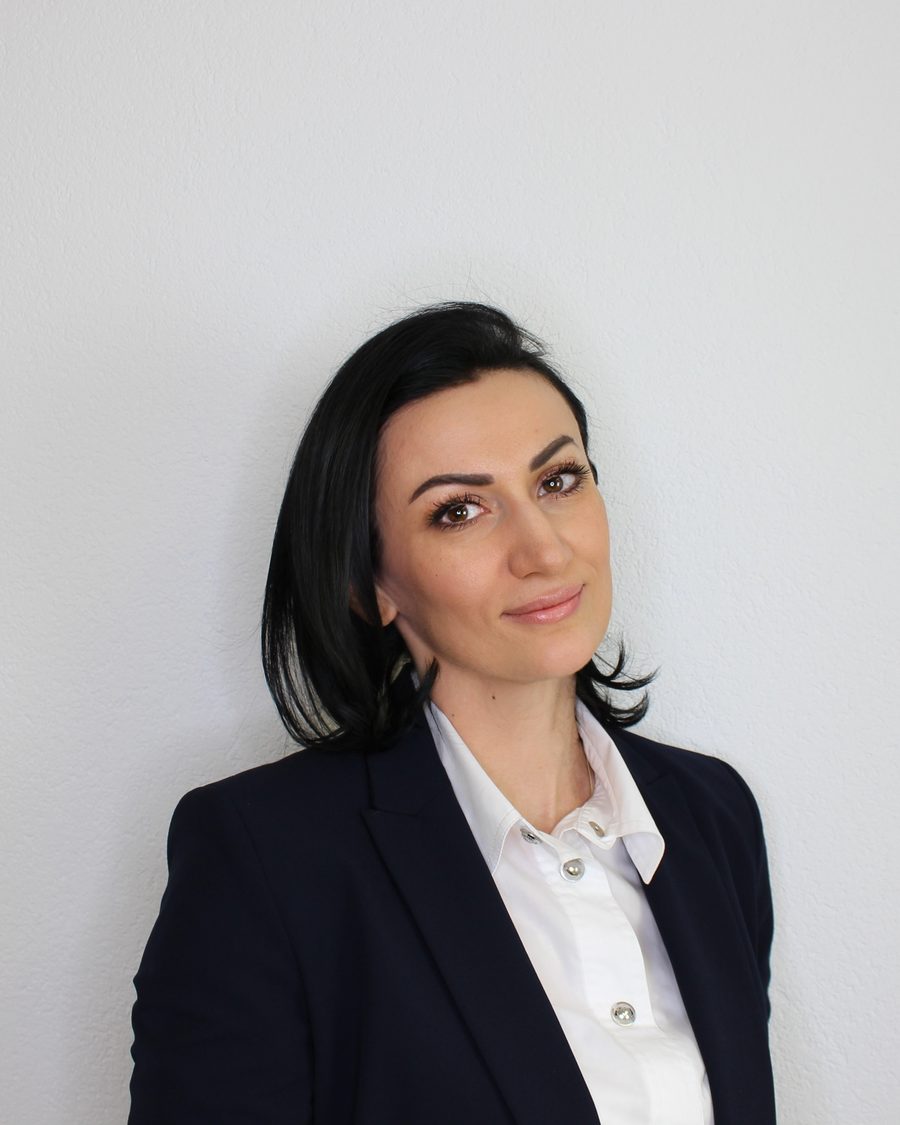 Floreta Cahani, Praxisleitung Floreta Cahani, Praxisleitung der Praxis Dr. med. Agim Asllani in Aarau